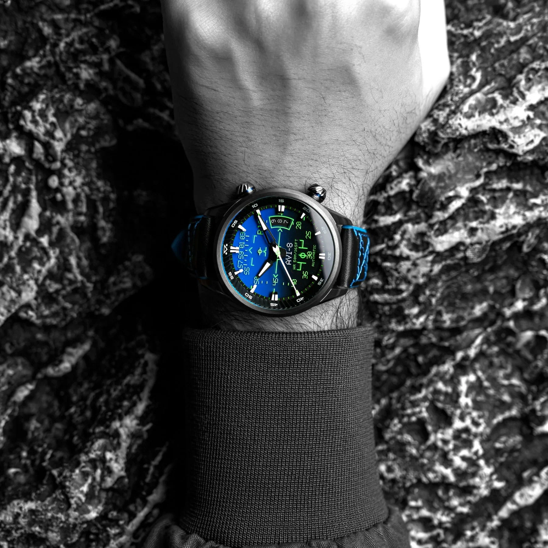 AVI-8 Hawker Harrier HUD Men's Gradient Blue Automatic Watch - Image 2