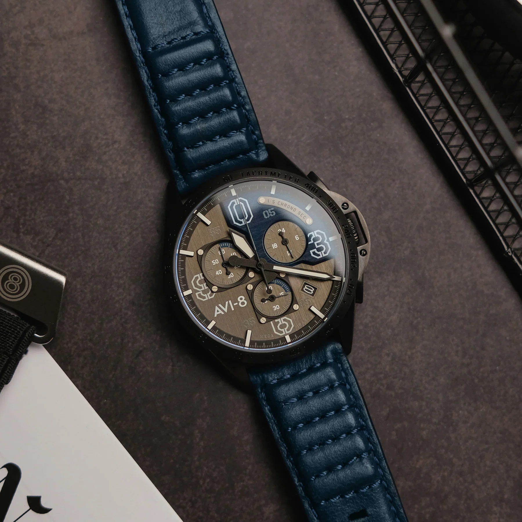 AVI-8 P-51 Mustang Blakeslee Men's Blue Chronograph Watch - Image 2