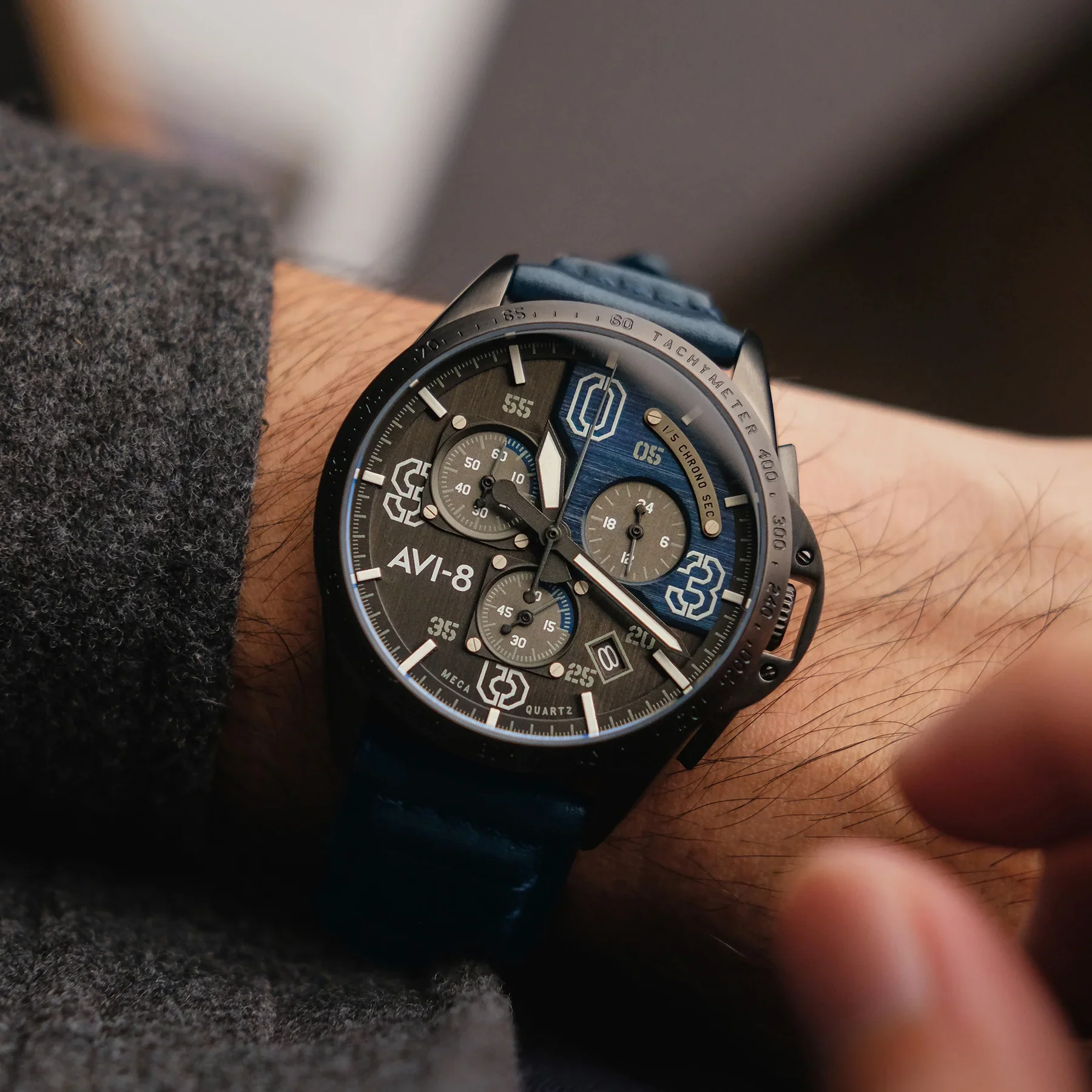 AVI-8 P-51 Mustang Blakeslee Men's Blue Chronograph Watch - Image 4