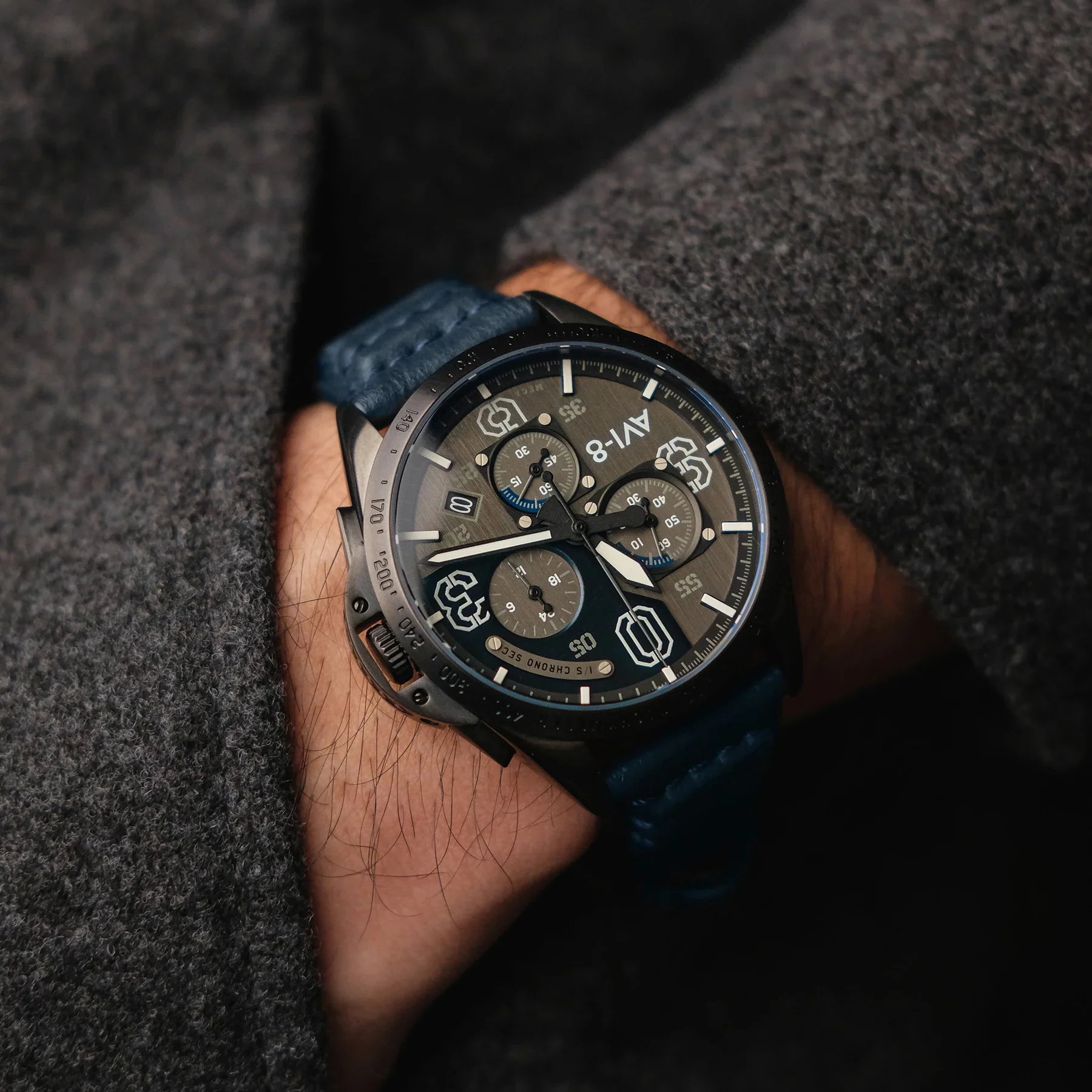 AVI-8 P-51 Mustang Blakeslee Men's Blue Chronograph Watch - Image 5