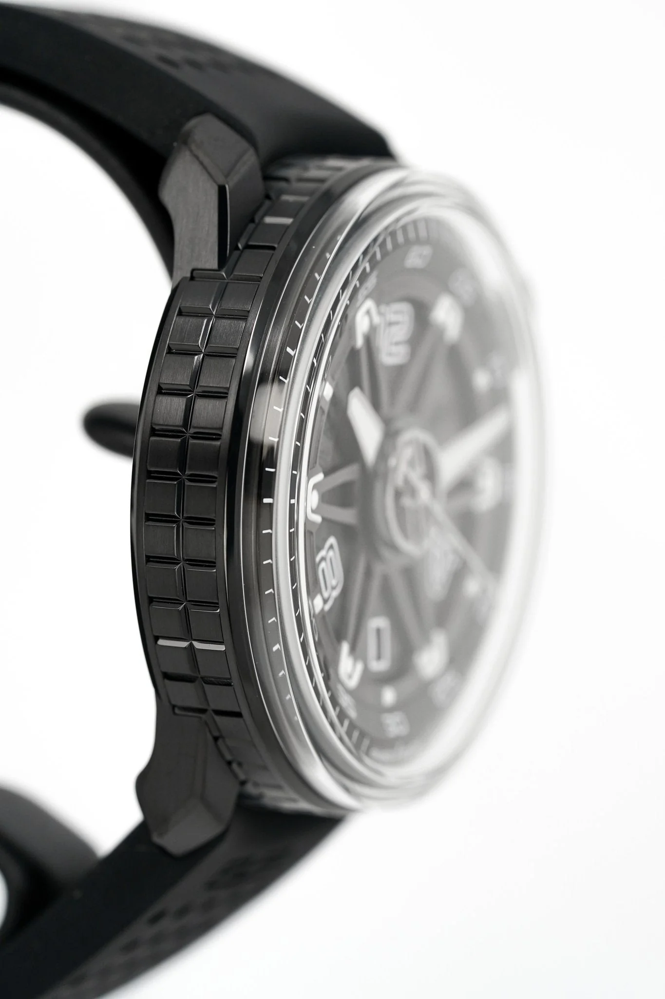 Bomberg Watch BB-01 Automatic - Image 14