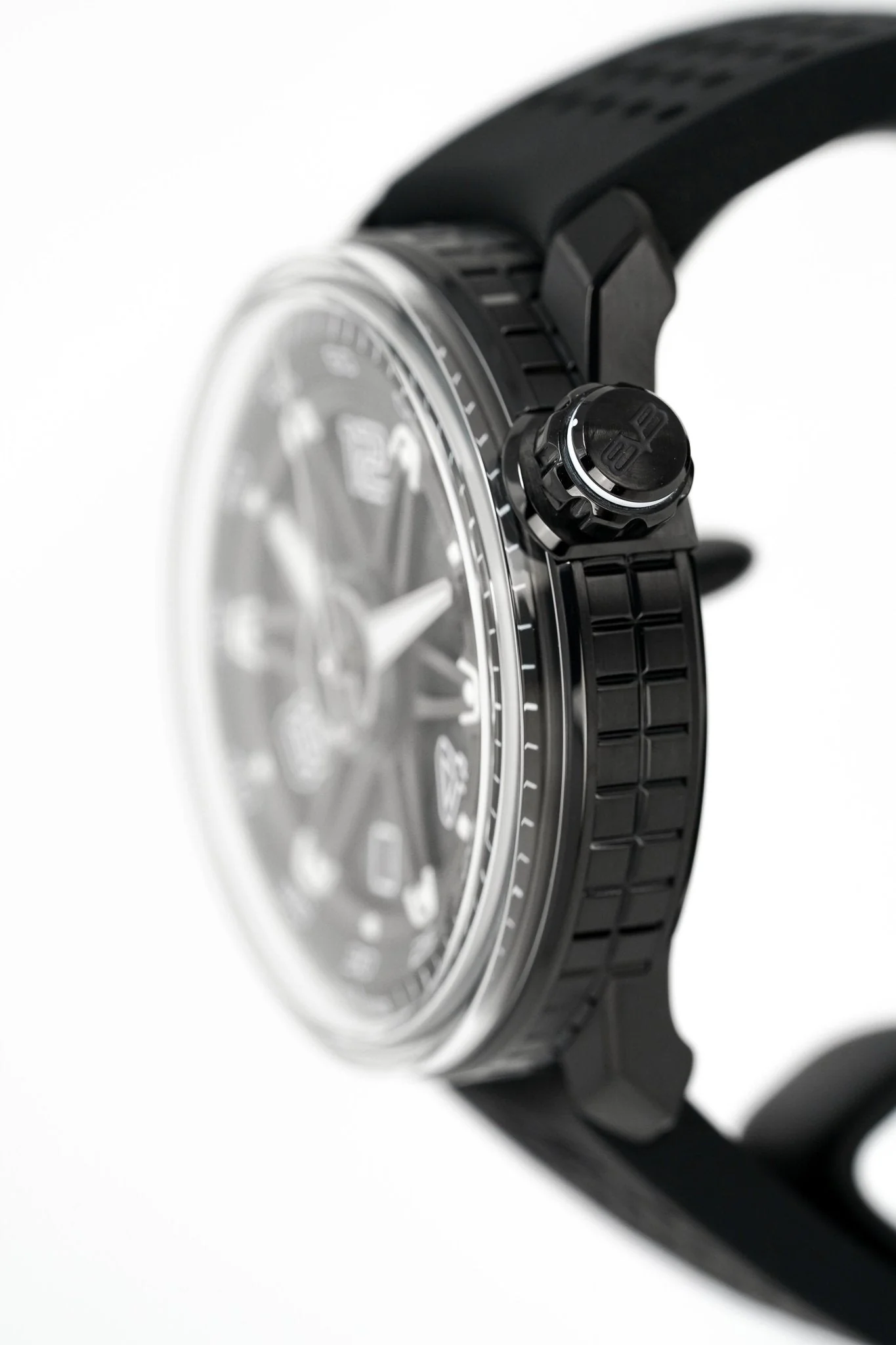 Bomberg Watch BB-01 Automatic - Image 5