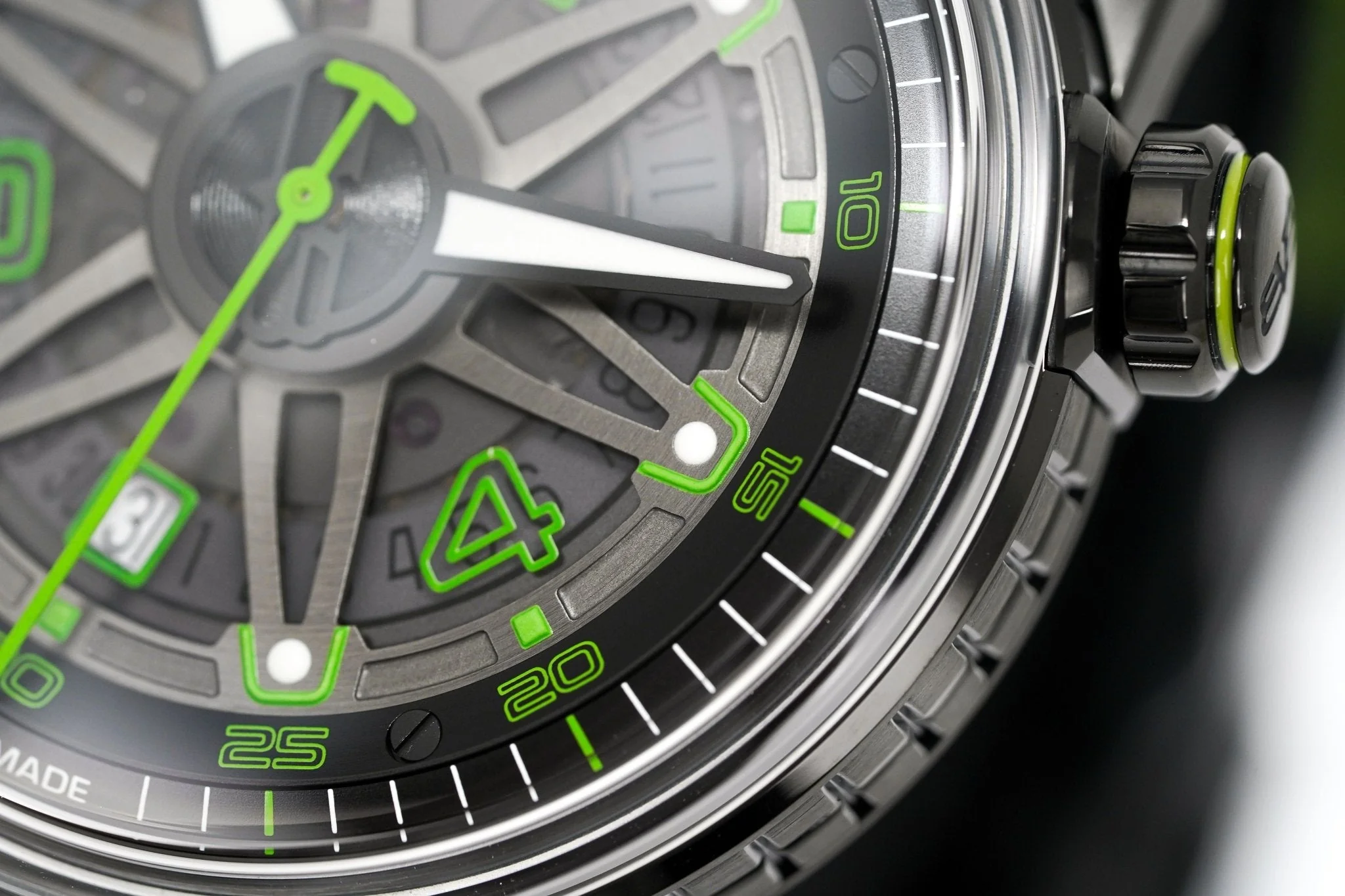 Bomberg Watch BB-01 Automatic Green - Image 9