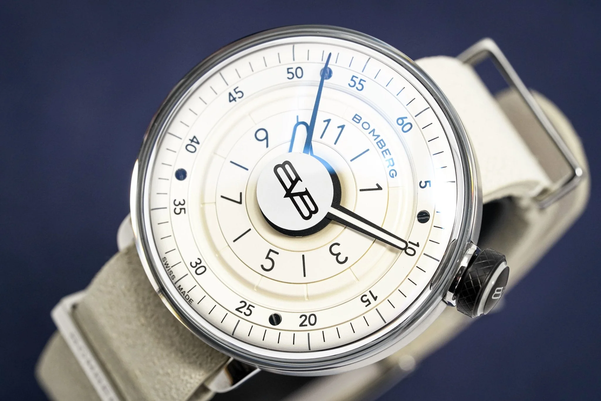Bomberg Men's Watch BB-01 Ivory - Image 3