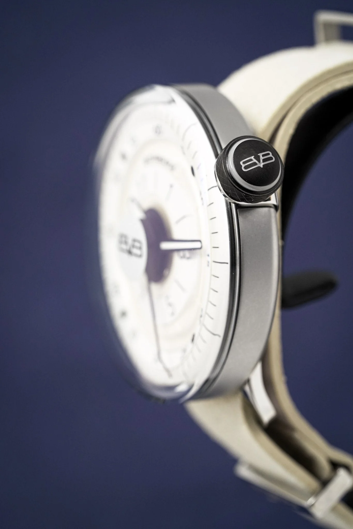 Bomberg Men's Watch BB-01 Ivory - Image 5