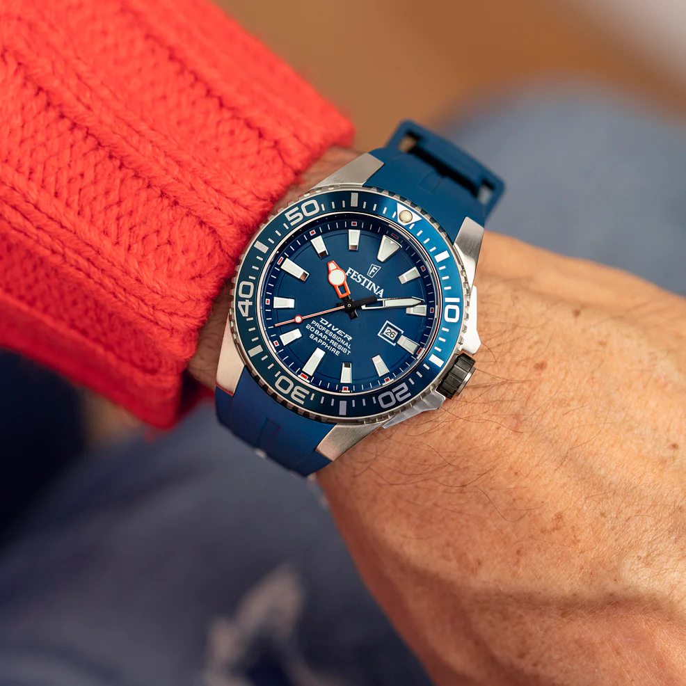 Festina Classics Men's Blue Watch - Image 2