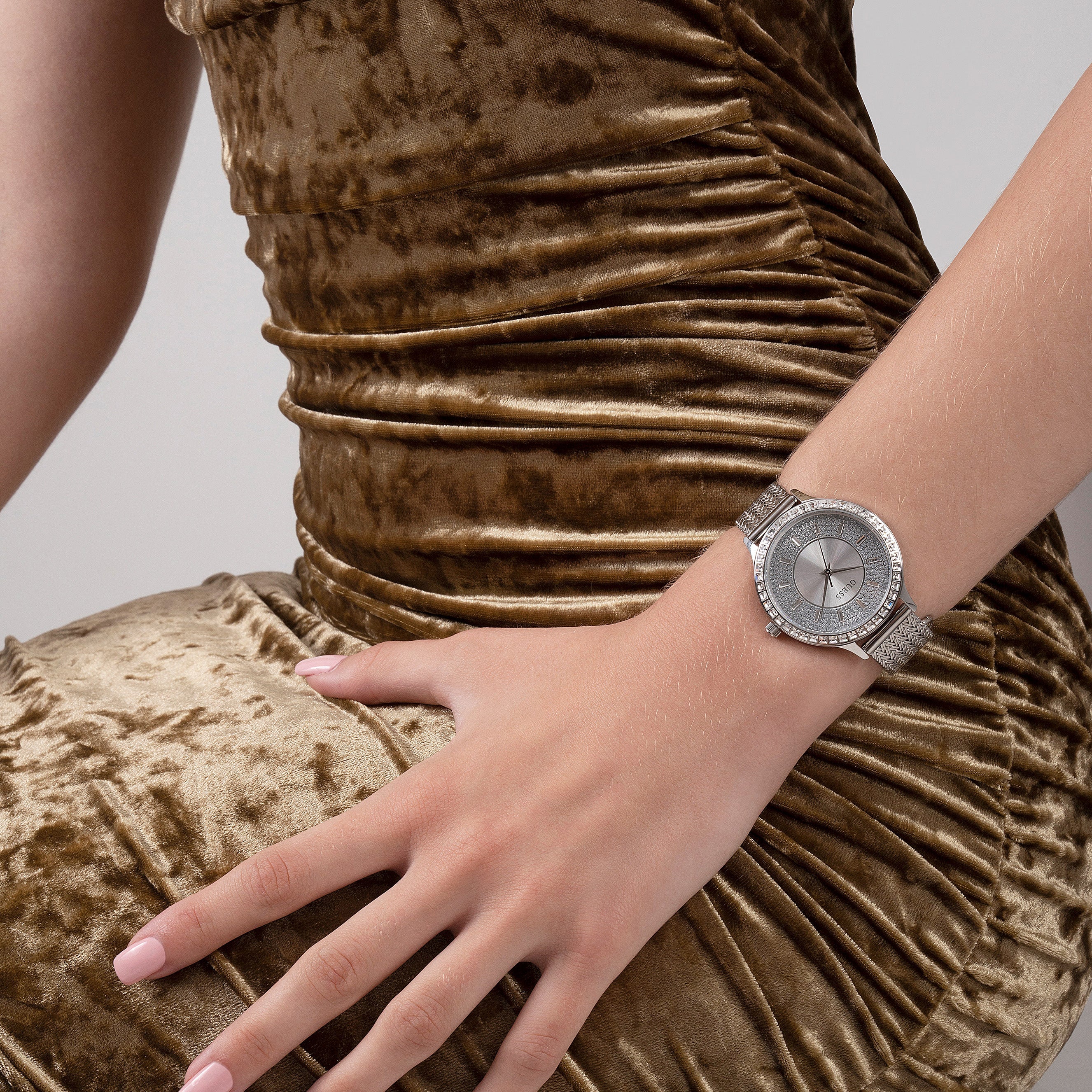 Guess Ladies Soiree Silver Watch - Image 5