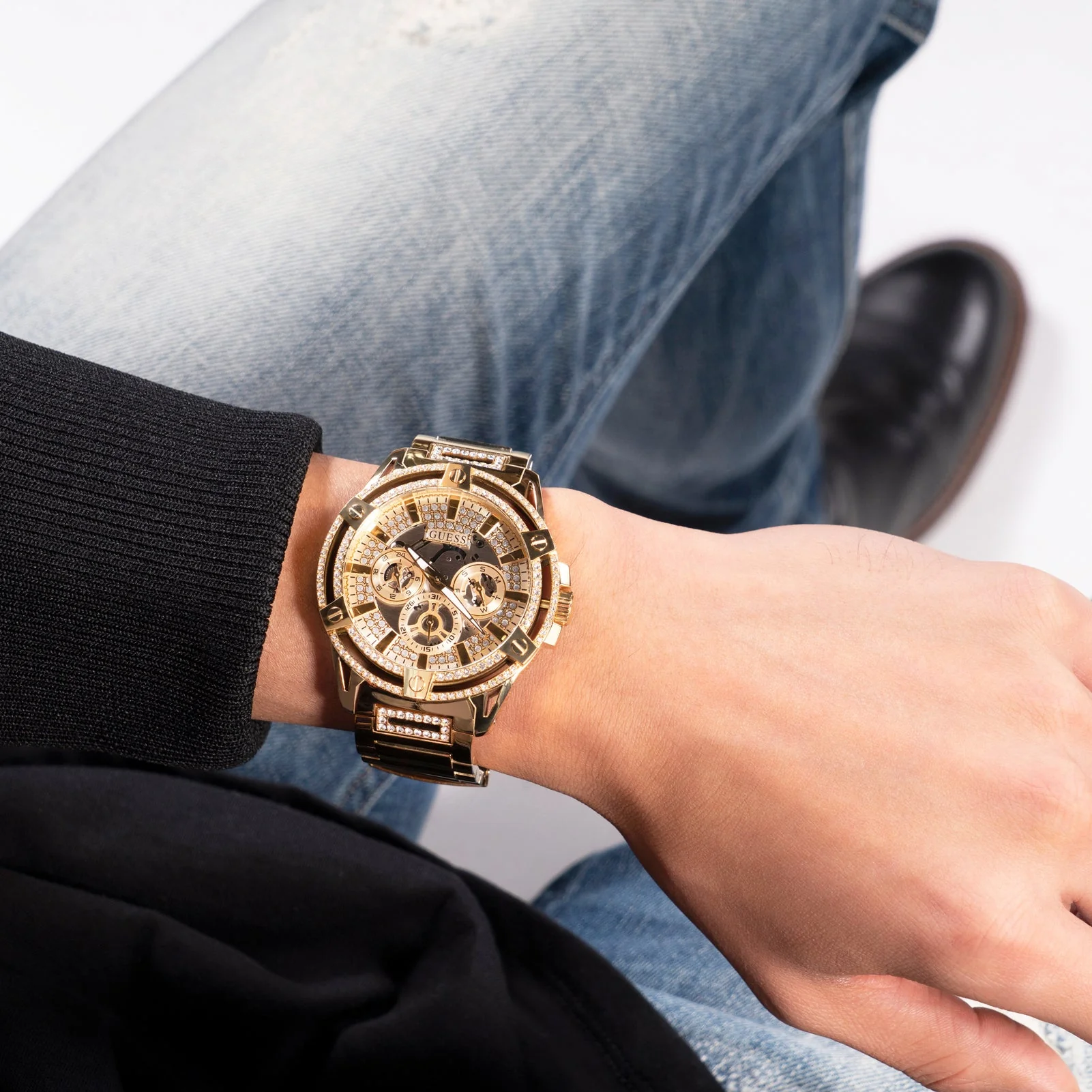 Guess Men's King Champagne Watch - Image 5