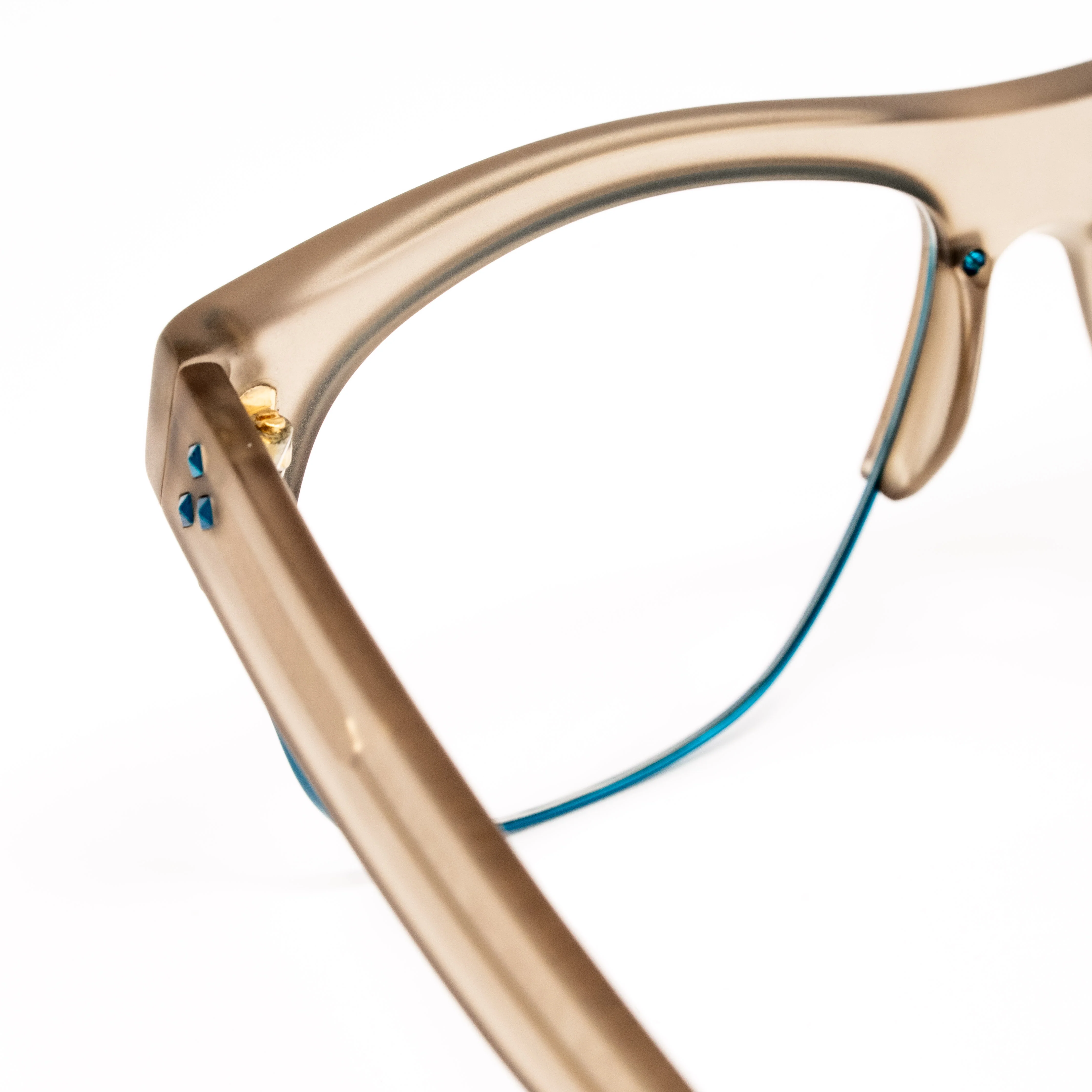 Matthew Williamson x Linda Farrow Champagne Eyeglasses - Image 4