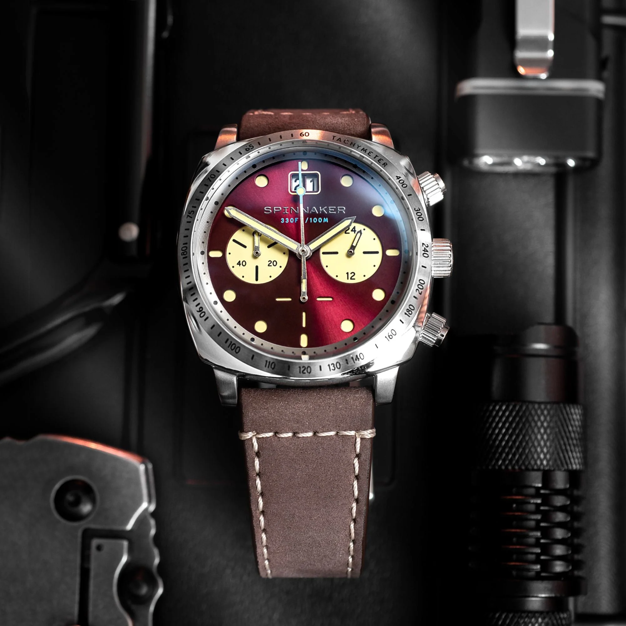 Spinnaker Hull Chronograph Men's Red Retro Watch - Image 4