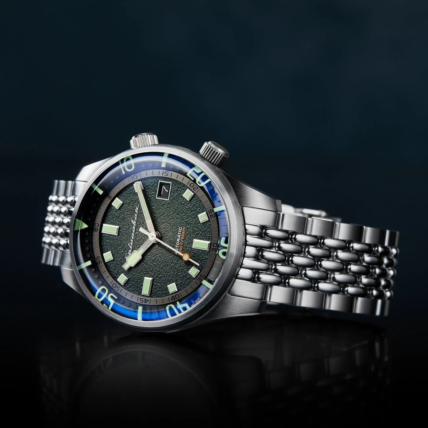Spinnaker Bradner Automatic Men's Green Diver Watch - Image 2
