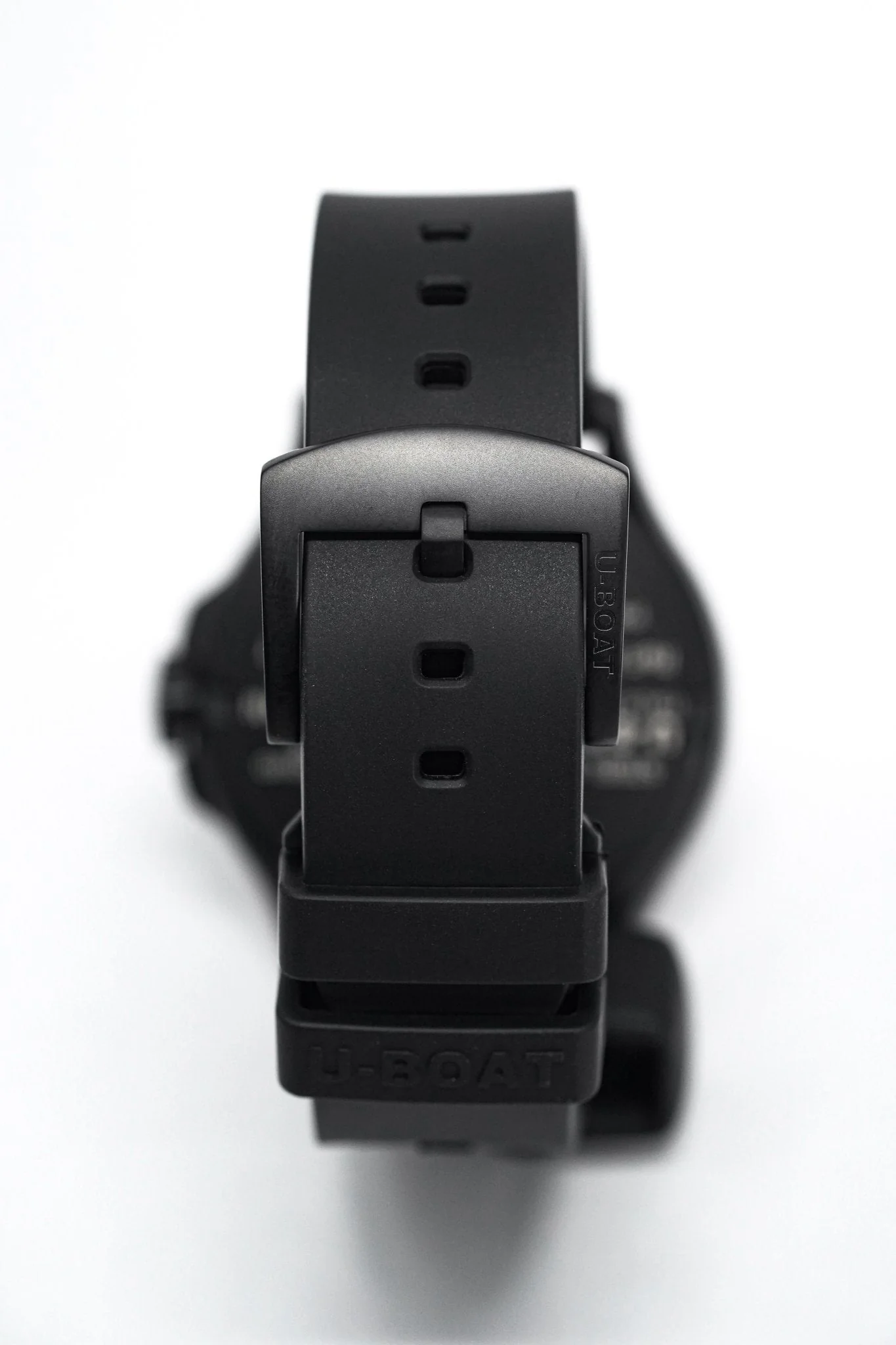 U-Boat Watch Darkmoon 44 Red Sapphire IP Black - Image 6