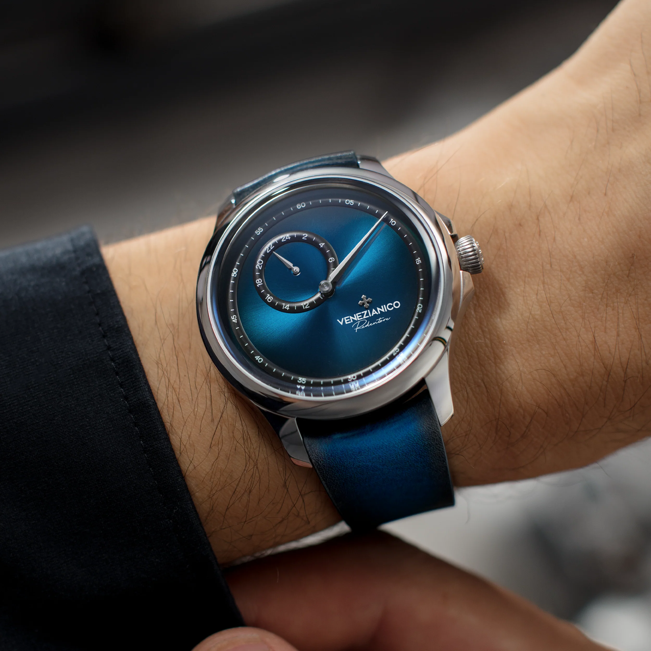 Venezianico Redentore Enigma Men’s Blue Regulator Automatic Watch - Image 4