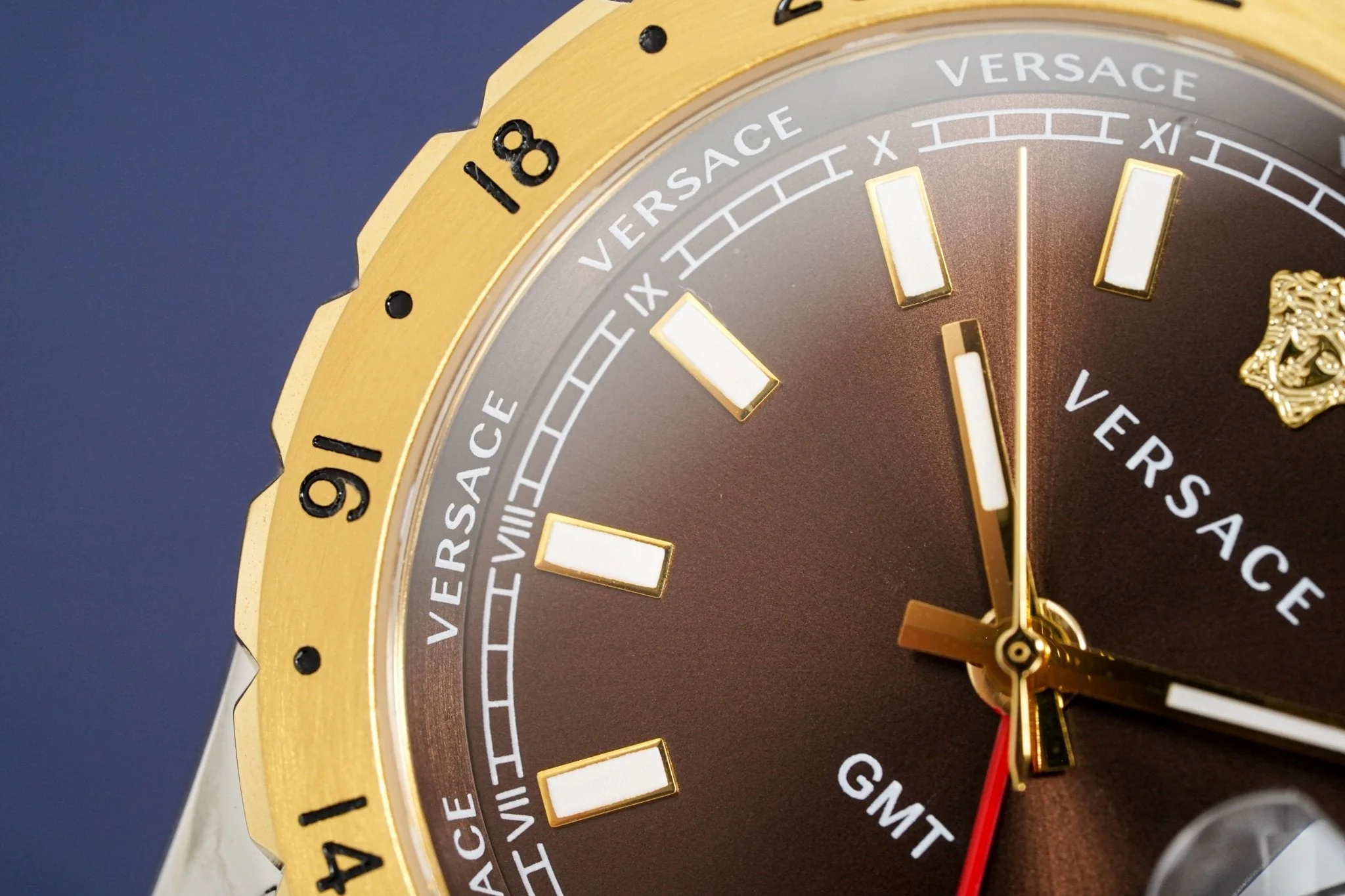 Versace Men's Watch Hellenyium GMT Brown Two-Tone Bracelet - Image 10