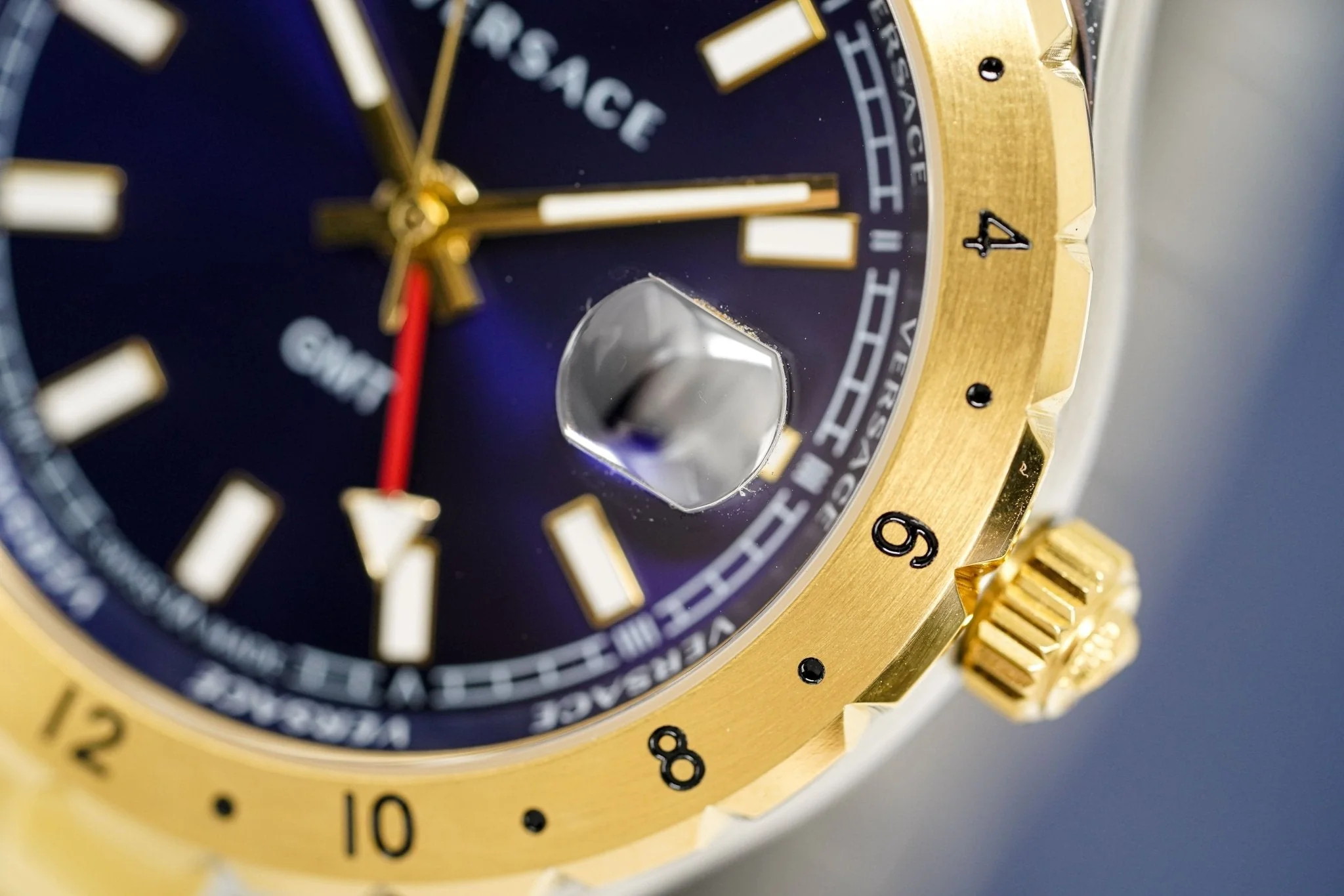 Versace Men's Watch Hellenyium GMT Blue Two-Tone Bracelet - Image 9