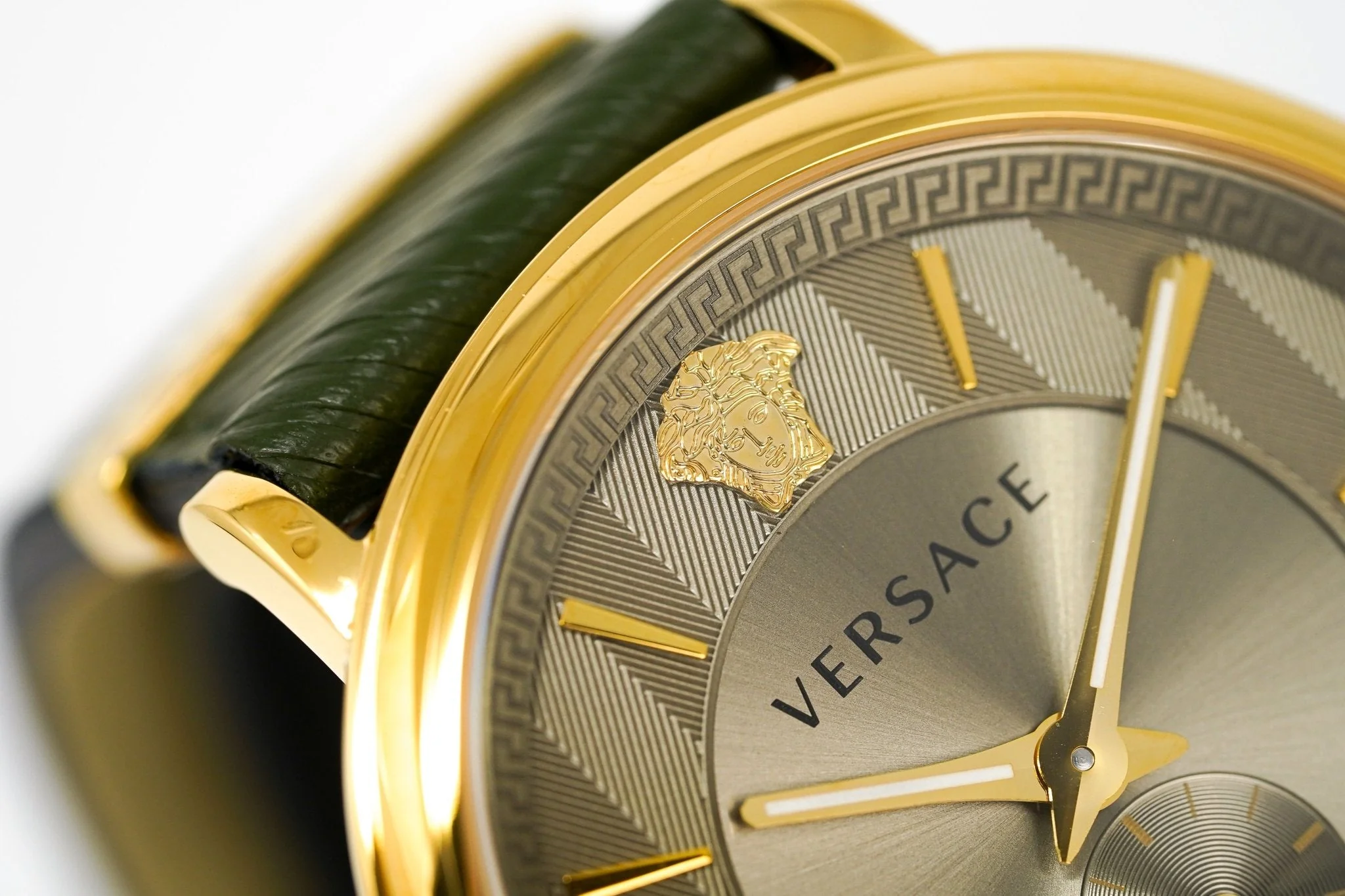 Versace Men's Watch V-Circle Small Seconds Green - Image 3